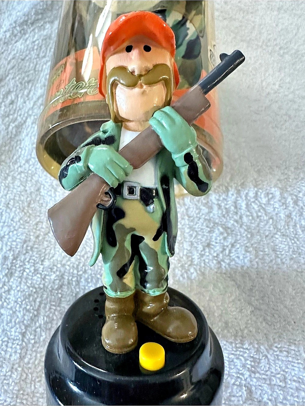 Vintage Gemmy Winter Hunter Camo Animated Figurine Decor 6”